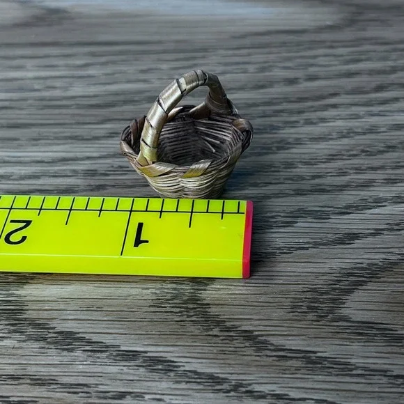 Mini Woven Basket Rustic Farmhouse Dollhouse Decor Primitive Wicker 2in - Picture 4 of 5